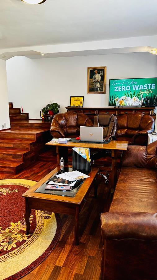 Apartament Leto House Târgu Jiu Zewnętrze zdjęcie