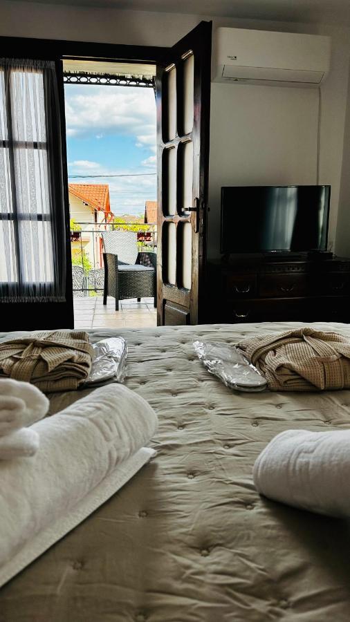 Apartament Leto House Târgu Jiu Zewnętrze zdjęcie